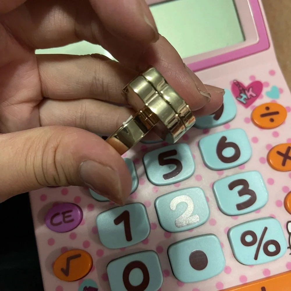 HELLO KITTY PERFUME RING - Picture 2 of 3